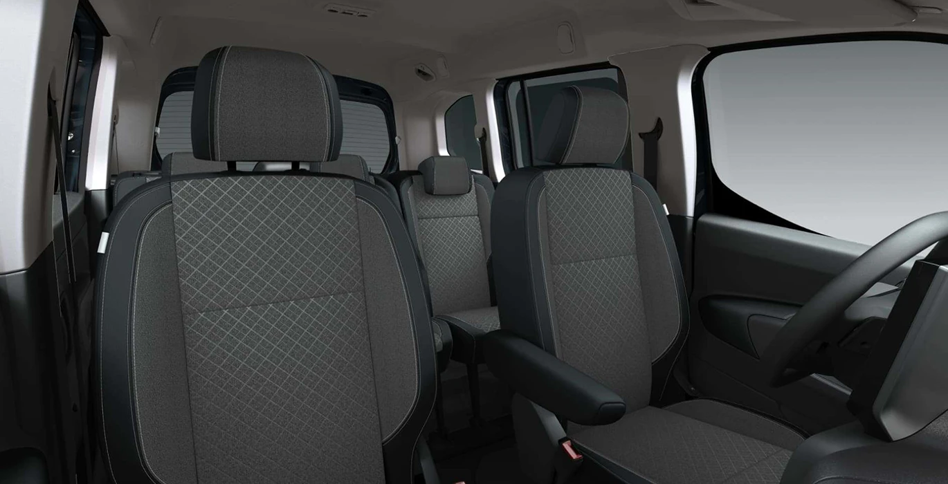 OPEL-COMBO-ULTIMATE-1.5-TD-130CV-SS-AT8-AUTOMATICO-interior-delantera-II